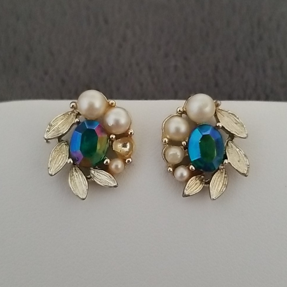 Vintage 1950s Faux Pearl and Crystal Earrings